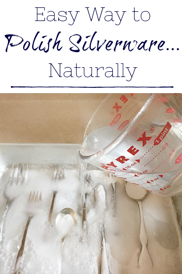 Easy way to naturally polish silverware using baking soda and boiling water.