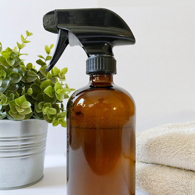 I need a spray bottle that doesn't die after two fills. Is there a good one  out there? : r/CleaningTips