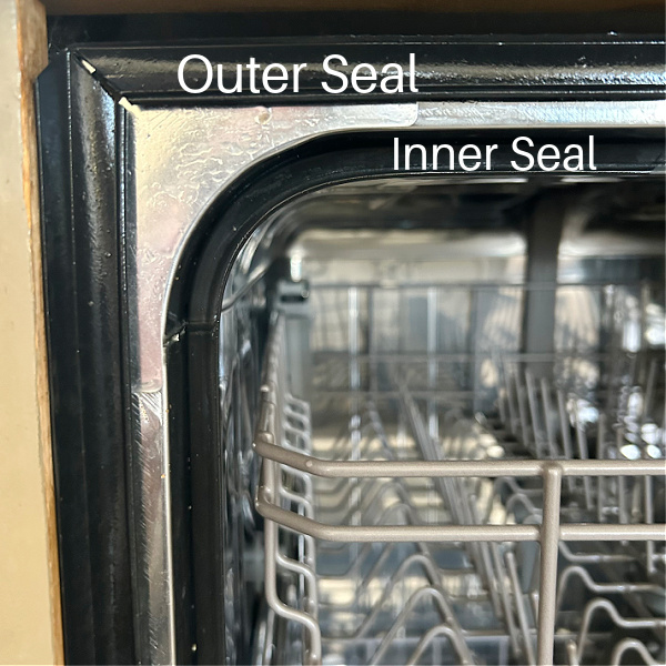 Inner and outer rubber seals on dishwasher