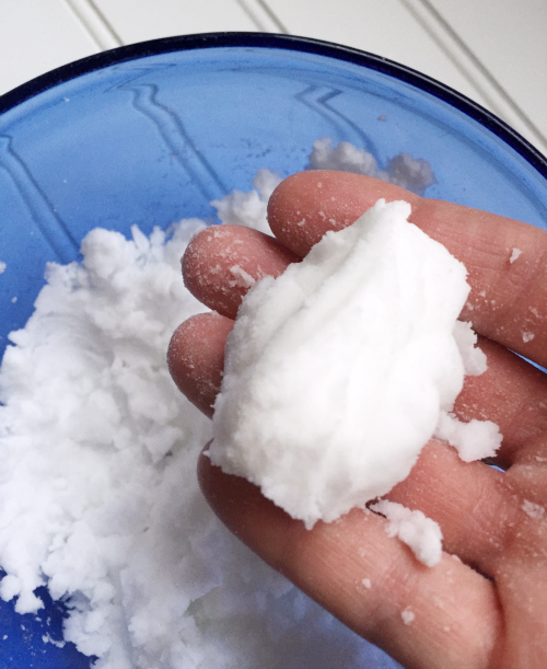 Consistency of DIY Shower Bombs. Holds shape in hands.