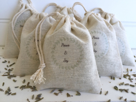 Easy DIY lavender sachets.