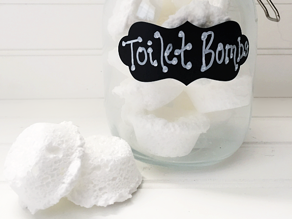 Three ingredient homemade toilet bombs