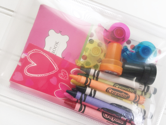 Kids' activities in a clear pouch to organize your purse