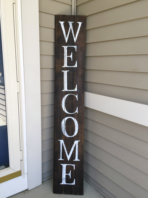 DIY Barnwood Welcome Sign