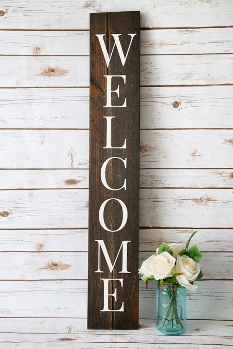 Welcome Sign Inspiration from Just A Girl and Her Blog