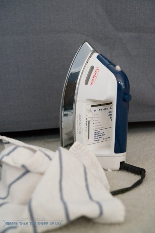 Naturally remove stains from carpet.