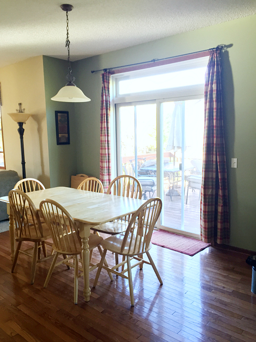 This dining room makeover is incredible! I cannot believe everything that was done with less than $100!