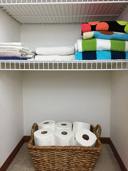 Love that this linen closet makeover was done for less than $50! Great ideas.