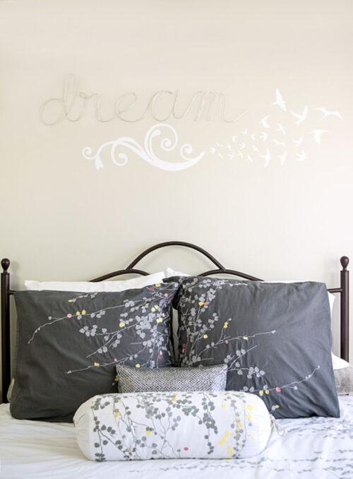 Wire is used to create words as wall decor via Craving Some Creativity