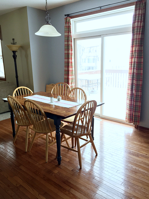 DIY Dining Room Table using what you already have. What a great idea!