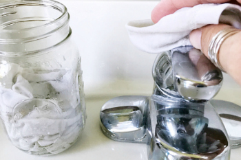 DIY Cleaning Wipes