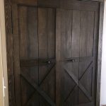 This is awesome!!! Take a bifold door and turn it into a faux barn door! #barndoor #farmhouse