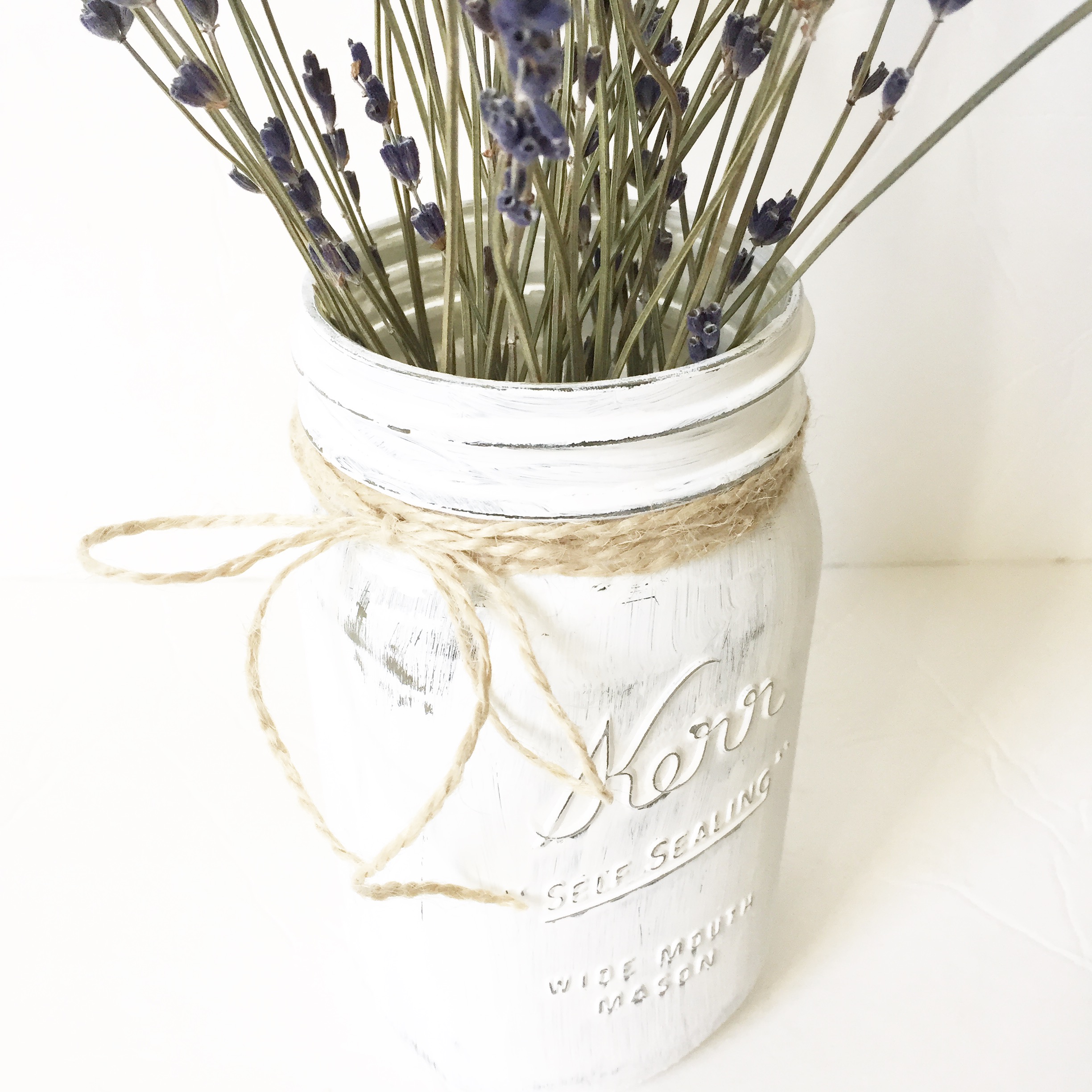 Budget-Friendly Spring Decor: Dried Lavender in Chalk Paint Mason Jar