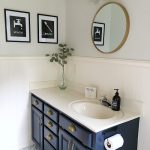 This bathroom makeover is seriously incredible! I cannot believe it was all done for less than $100! Stealing some ideas for my own bathroom inspiration. #bathroom #bathroomideas #bathroominspiration