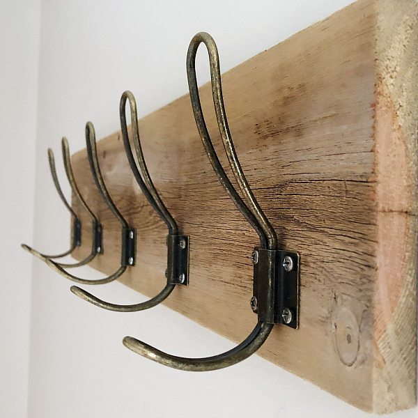 Rustic Farmhouse Style DIY Towel Rack