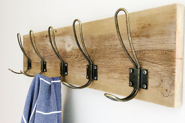 Easy DIY Towel Rack