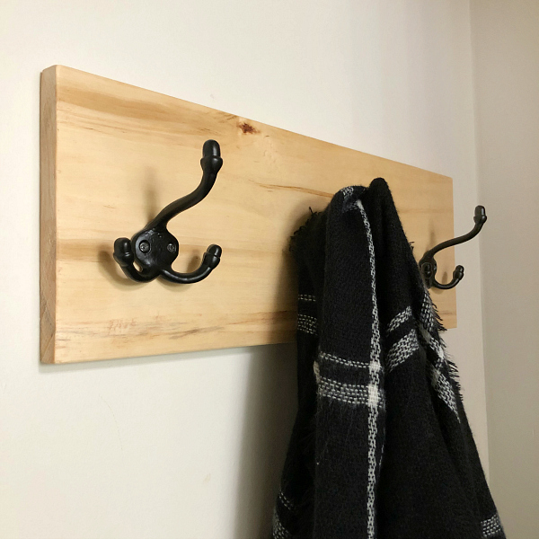 $100 Boho Bathroom Makeover DIY Towel Rack for $6