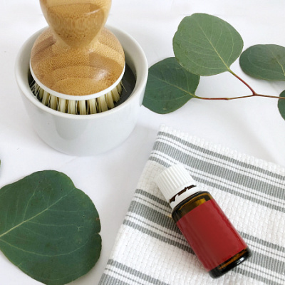 Bathroom Cleaning Hacks & Recipes | That Actually Work