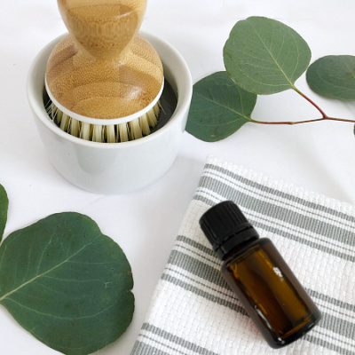 Bathroom Cleaning Hacks & Recipes | That Actually Work
