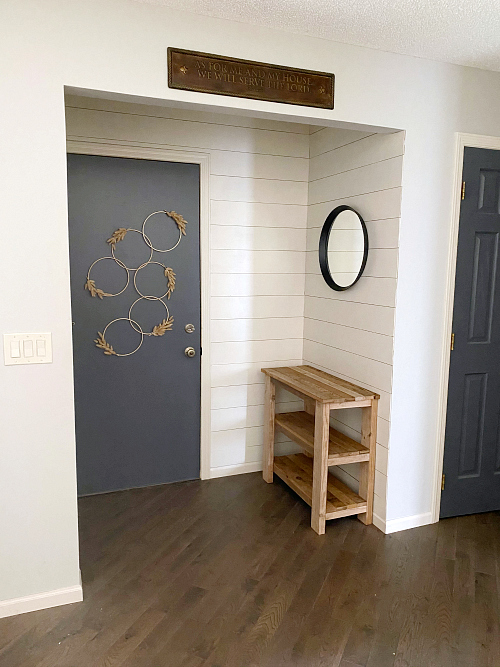 DIY Door Decor in Entry