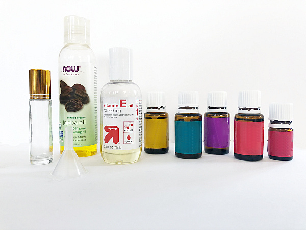 Ingredients used in homemade cuticle oil: jojoba oil, vitamin E and essential oils