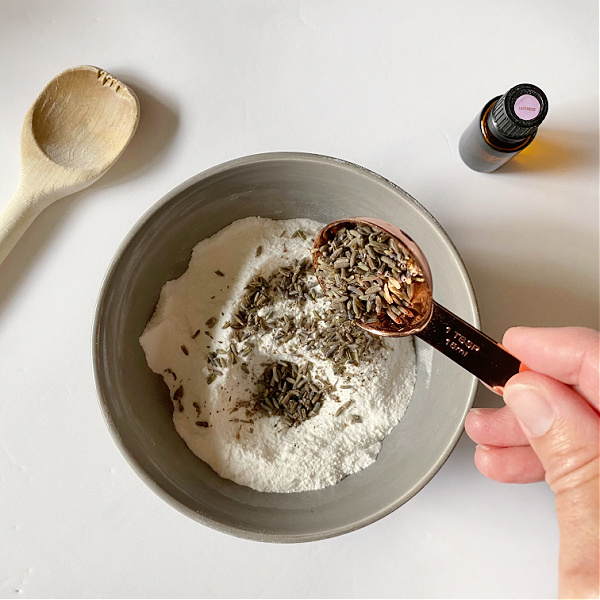 Adding Dried Lavender Buds to DIY Carpet Deodorizer