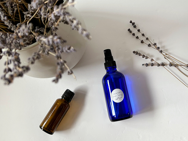 DIY Linen Spray made with essential oil