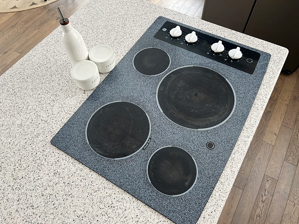 How to Clean A Glass Stovetop